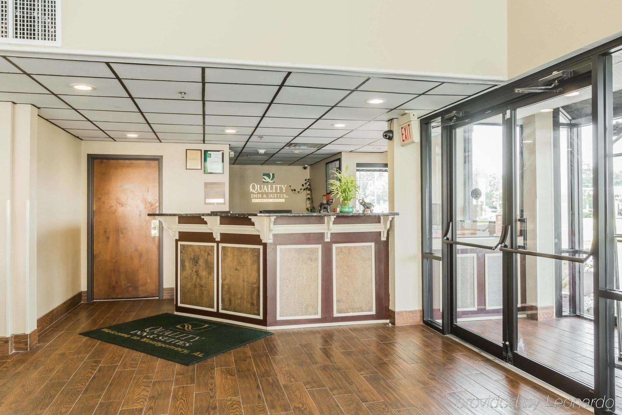 Quality Inn & Suites North Montgomery Eksteriør billede