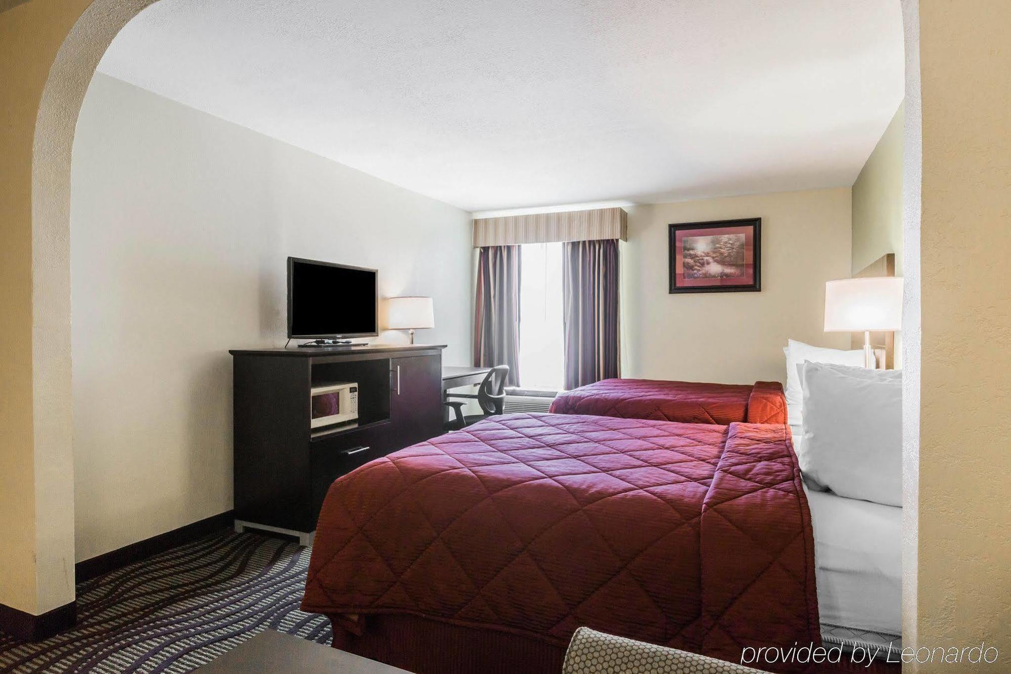 Quality Inn & Suites North Montgomery Eksteriør billede