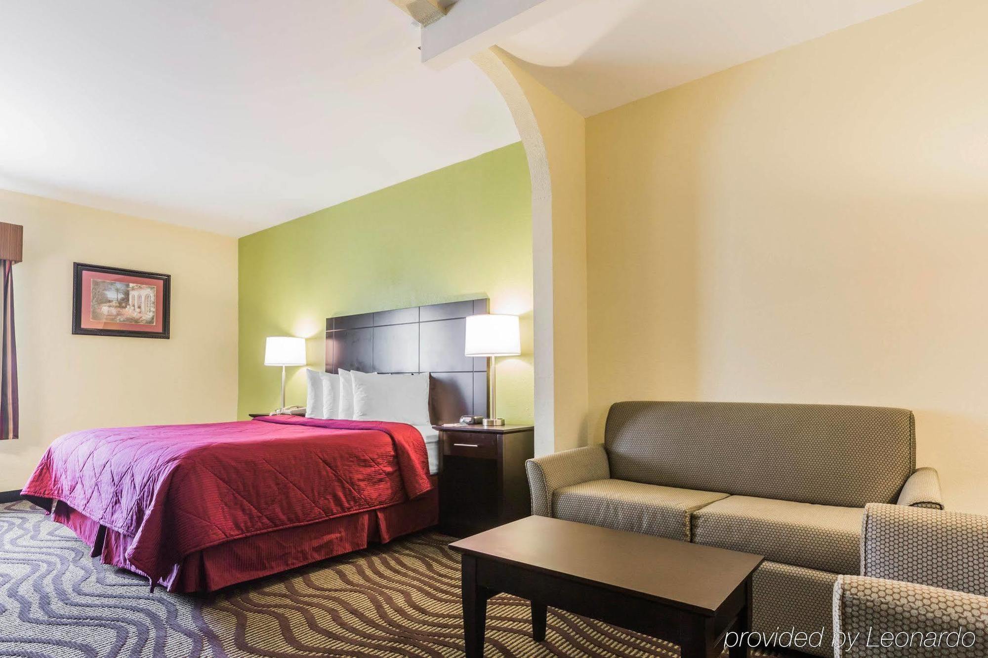 Quality Inn & Suites North Montgomery Eksteriør billede
