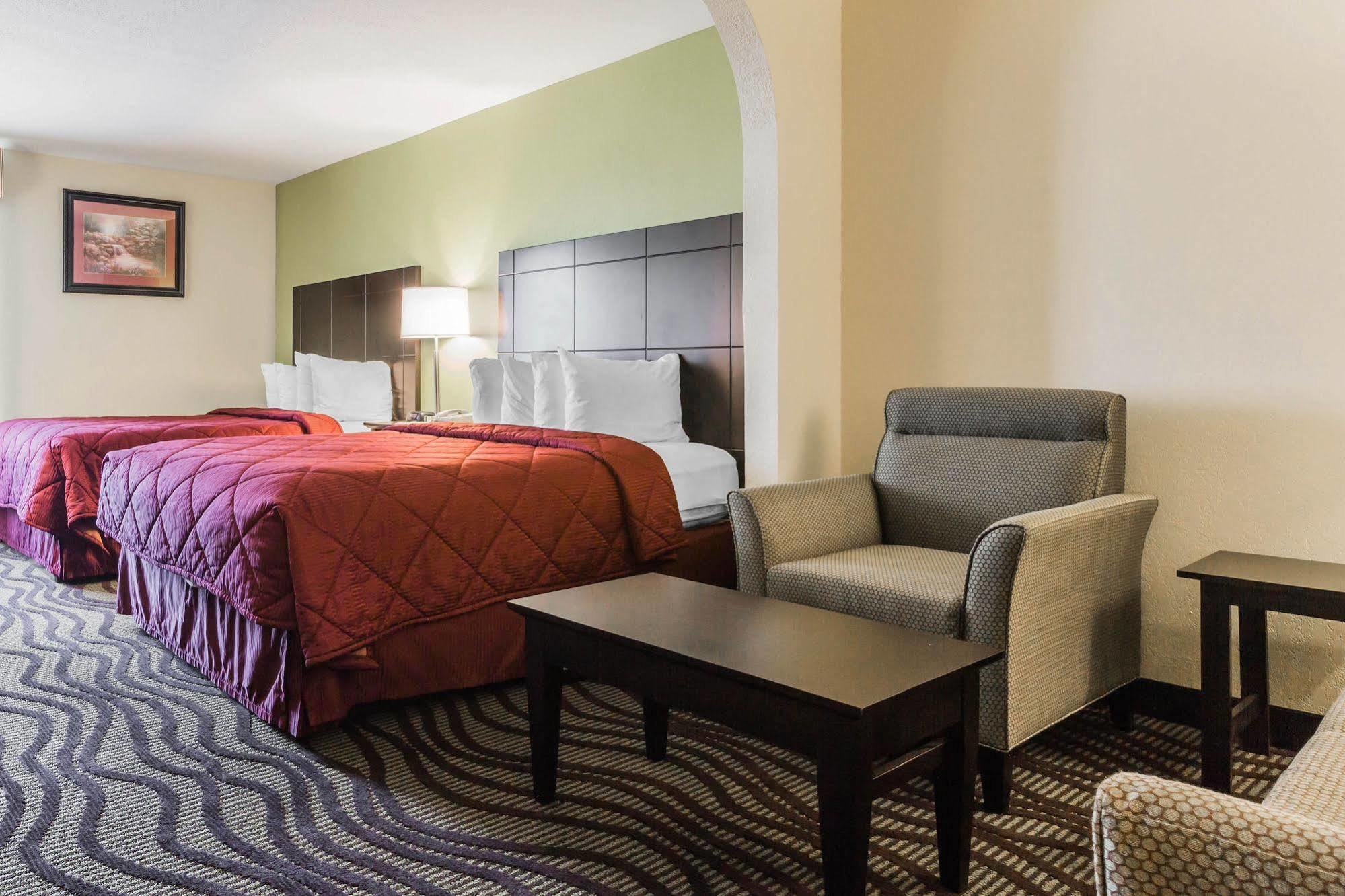 Quality Inn & Suites North Montgomery Eksteriør billede