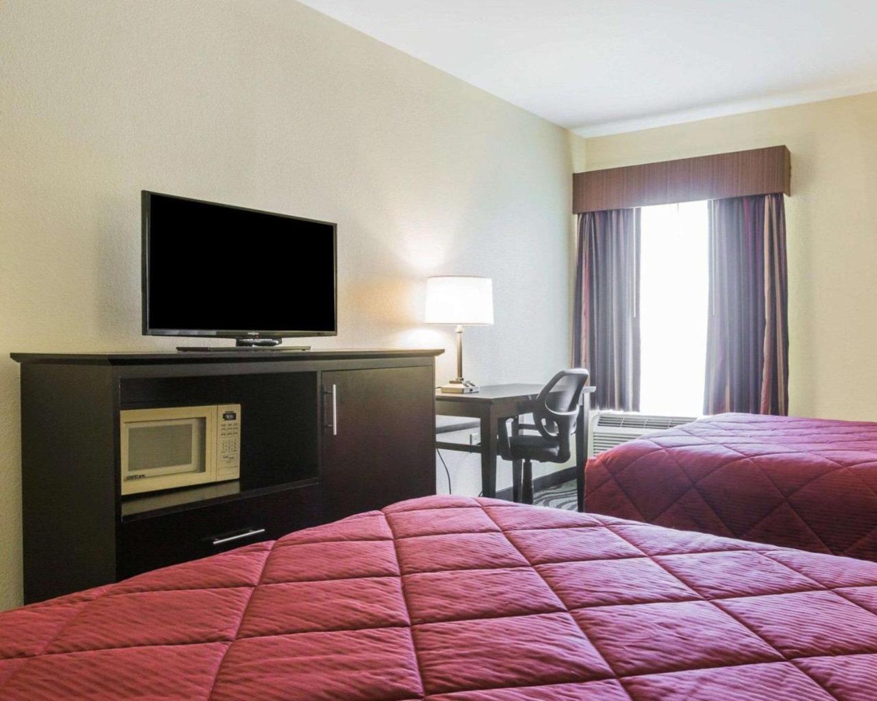 Quality Inn & Suites North Montgomery Eksteriør billede