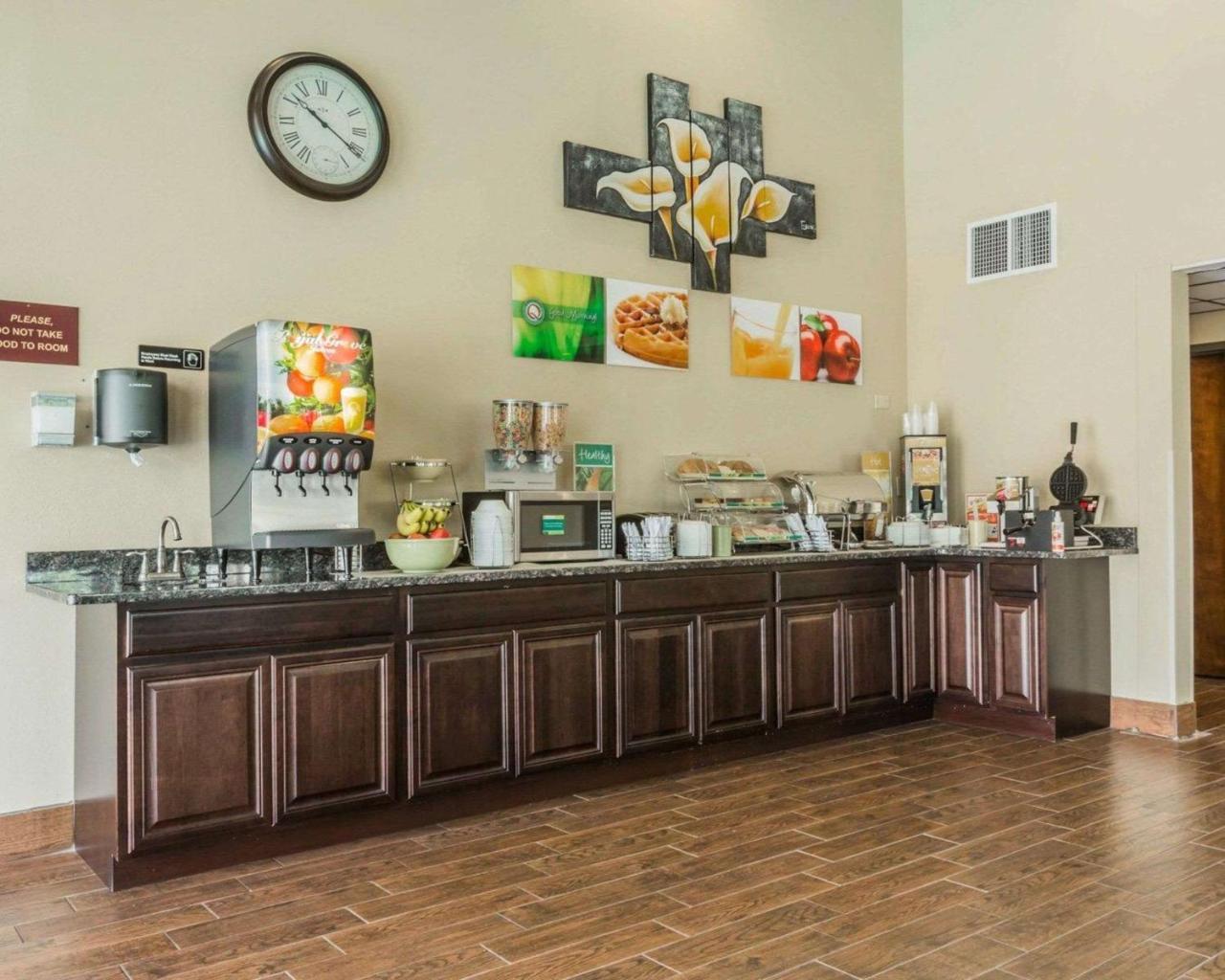 Quality Inn & Suites North Montgomery Eksteriør billede